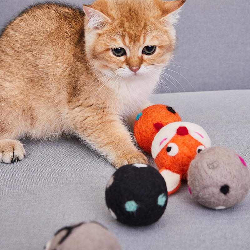Colorful Felt Stretch Pet Ball Toy With Bell Sound