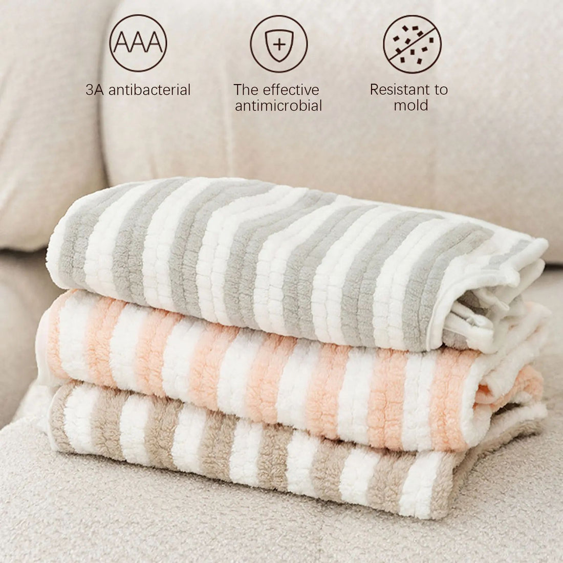 Ultra Absorbent Pet Bath Towel Quick Dry Thick Bathrobe